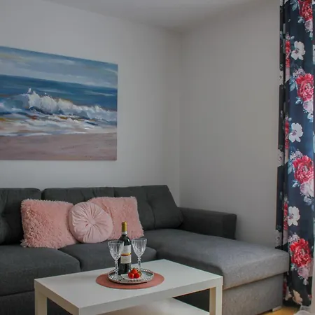 Apartment L&s Pula